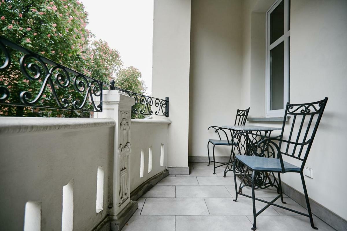 Niebieski Apartament De Lux Dla 4 Osob Chorzow Katowice Exterior foto